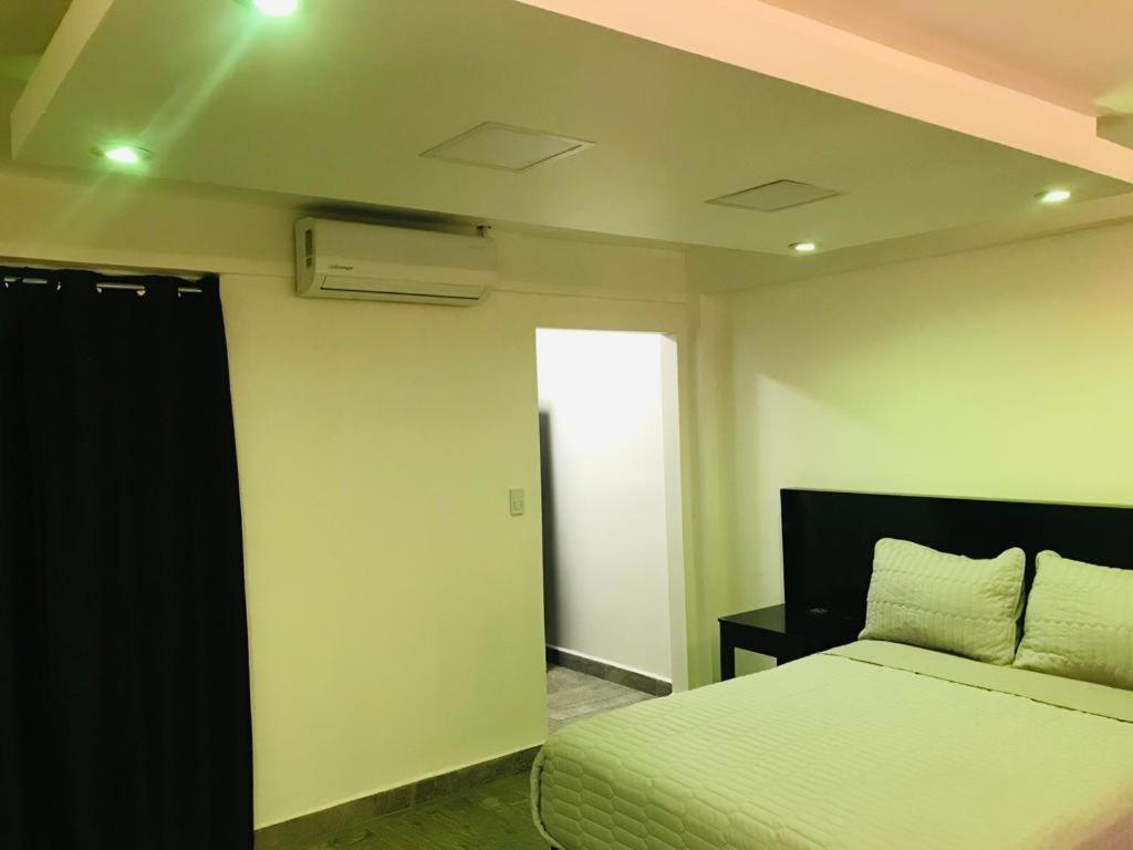 Hotel And Suites Cananea Exterior foto