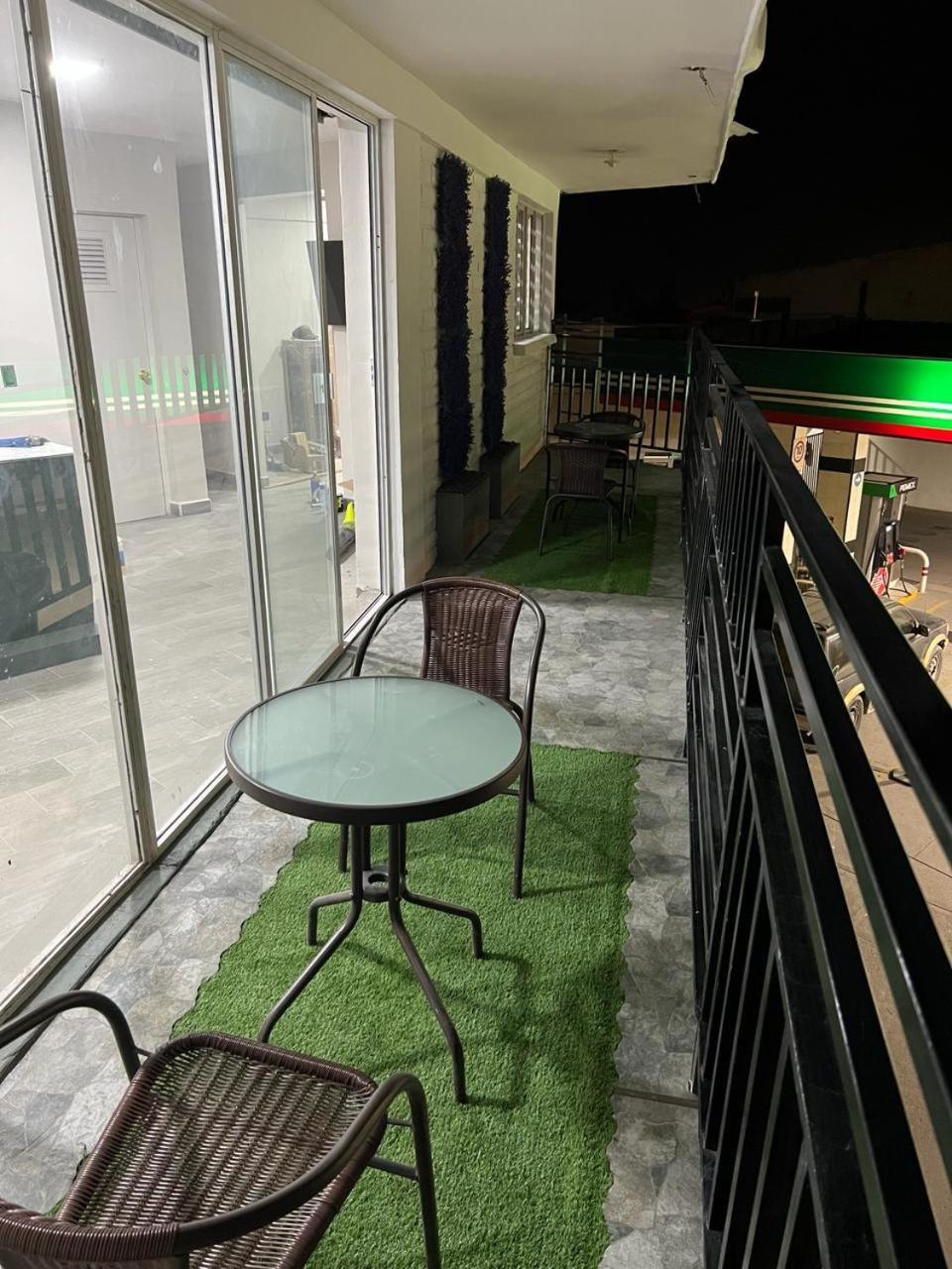 Hotel And Suites Cananea Exterior foto